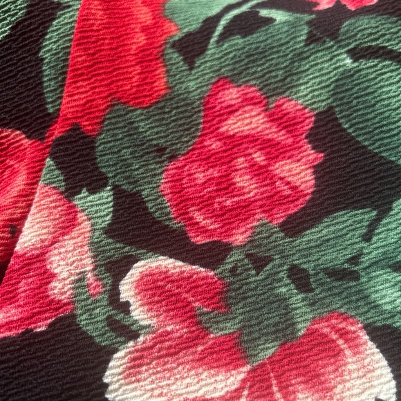 Guess Floral Bustier - Picture 2 of 4